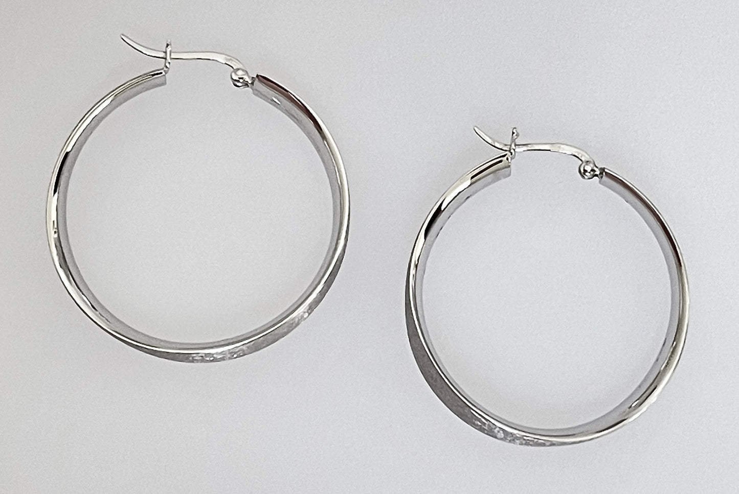 Sterling Silver Hoop Earrings / Frosted Ice / Arpaia