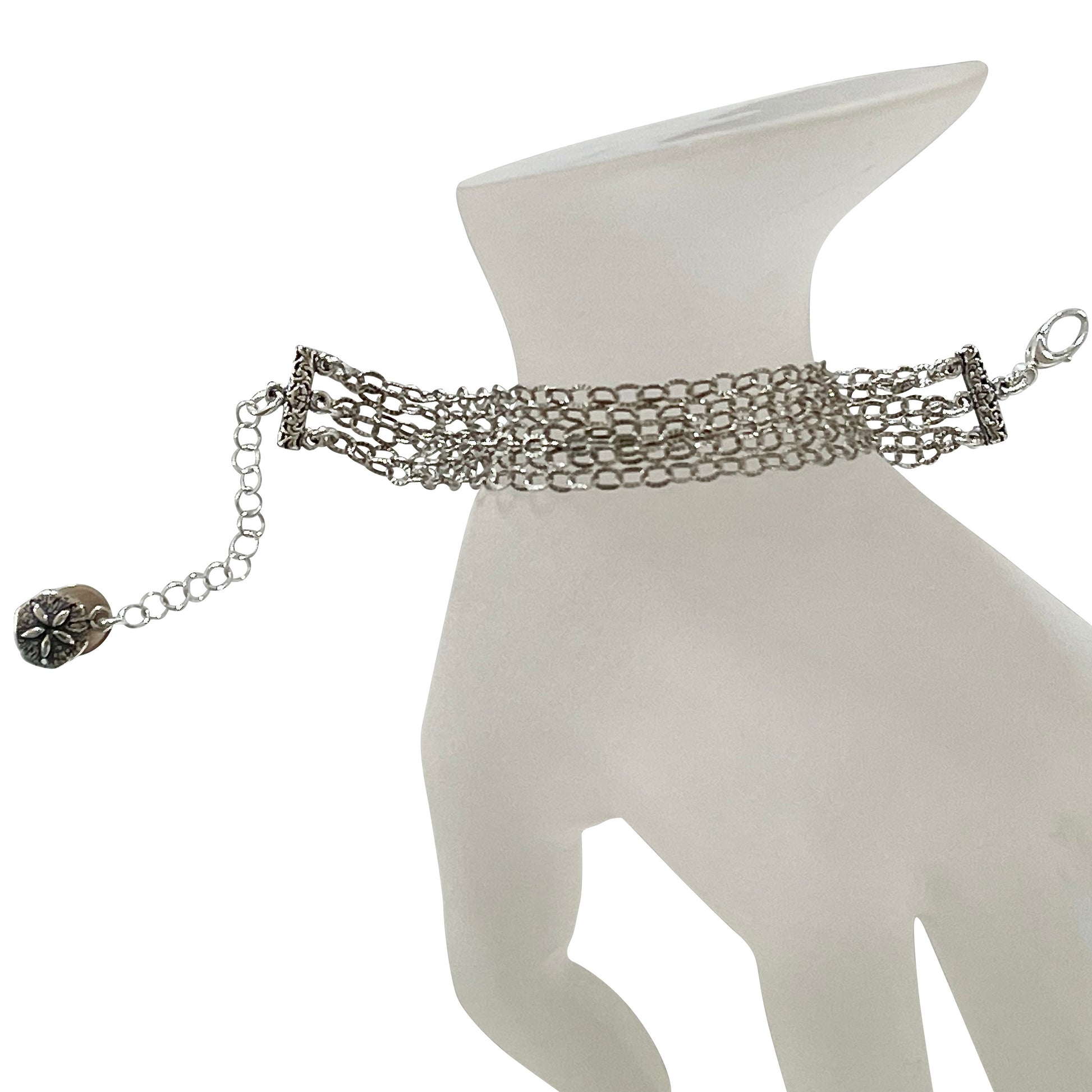 Sizing Image - beachlove silver chain bracelet on hand display / Arpaia
