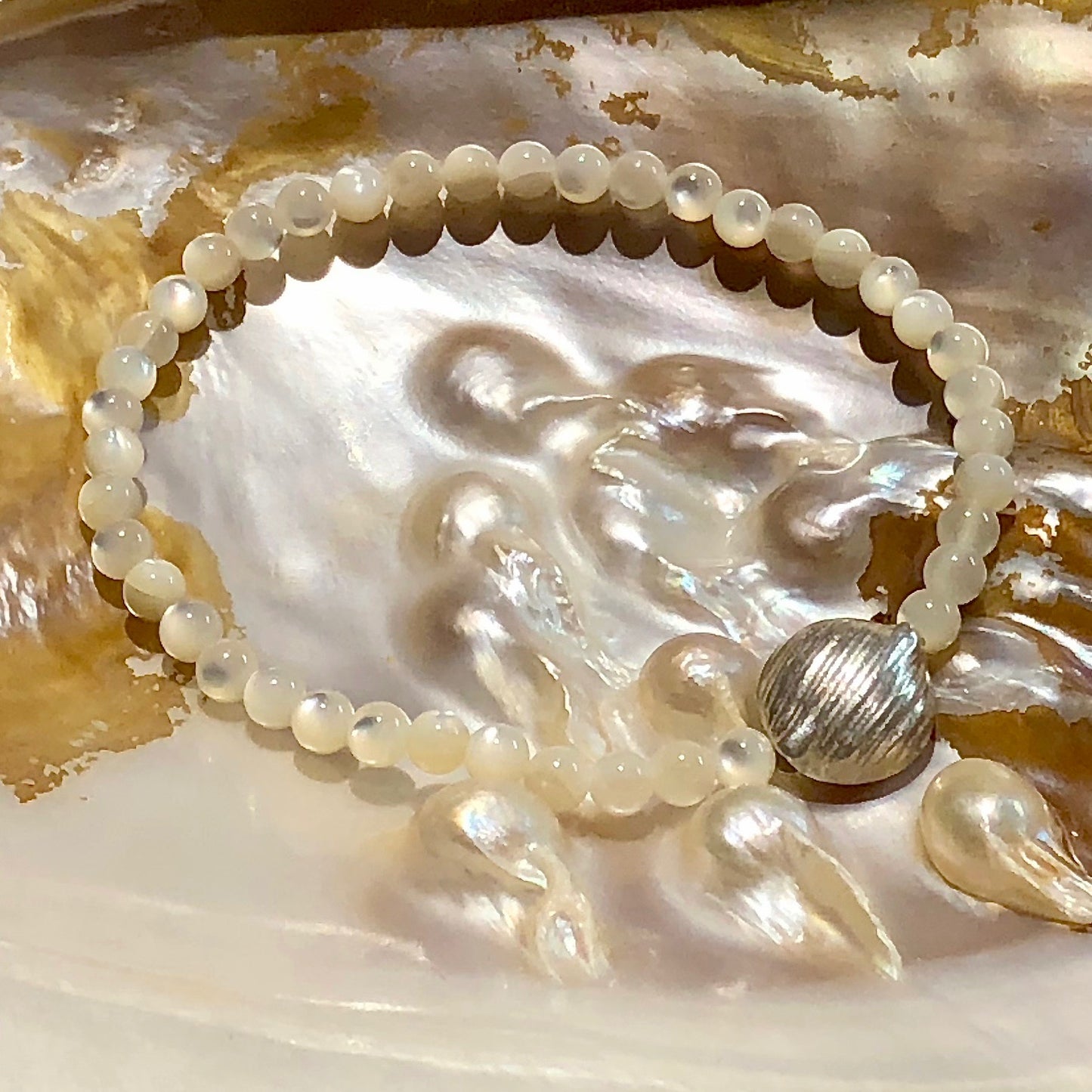 Silver Shell Beach stretch bracelet / Arpaia beachlove