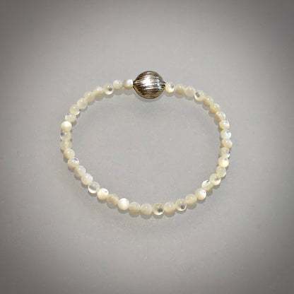 Silver Shell Beach / Mother of Pearl & Fine Silver Stretch Bracelet by Arpaia